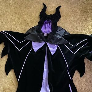 Disney Maleficent costume ADULT